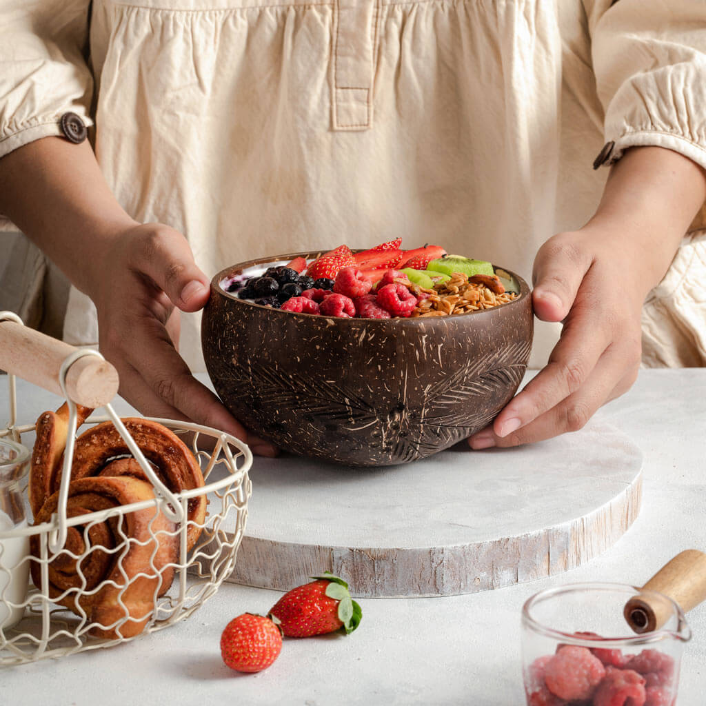 Eco - friendly Coconut Bowls & Spoons Set of 2 - Leaf & Stone